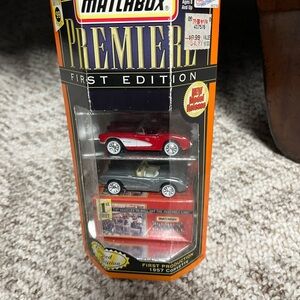 Match Premier First Edition 1957 Corvette 2-Pack - Red & Gray